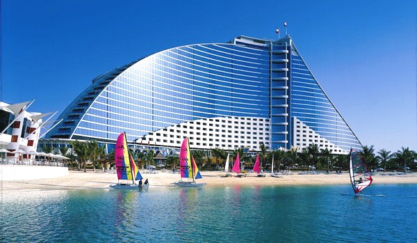 Дубай - Отелей: 150